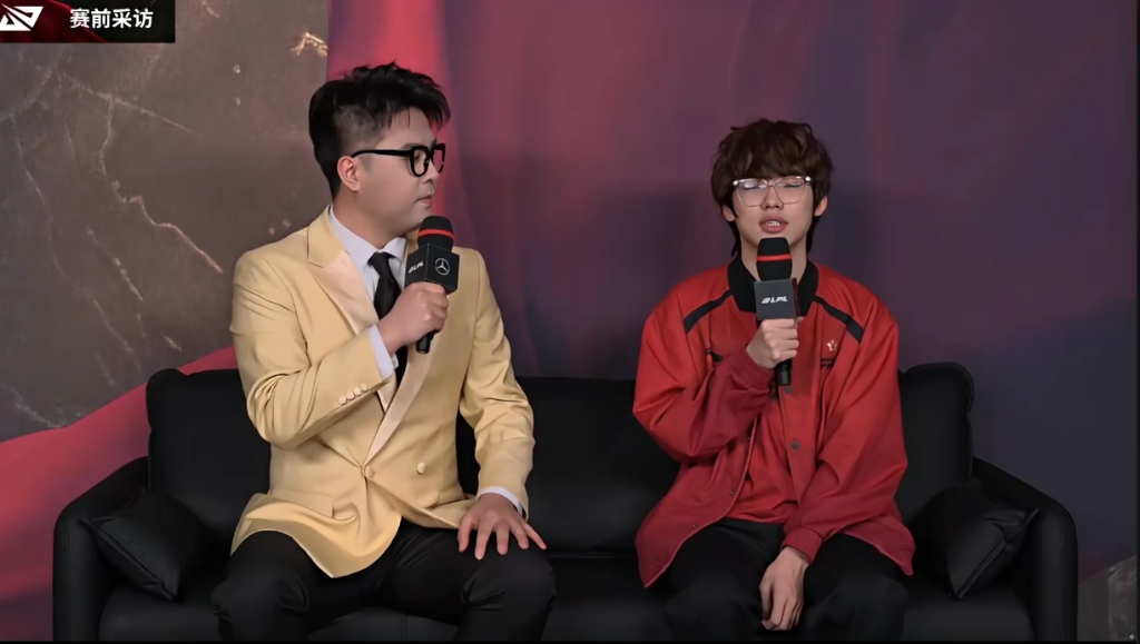 开云体育官方网站-FPX横扫SHR，Elk关键团战开团秒人顶尖较量2025世界赛，引爆全场热议