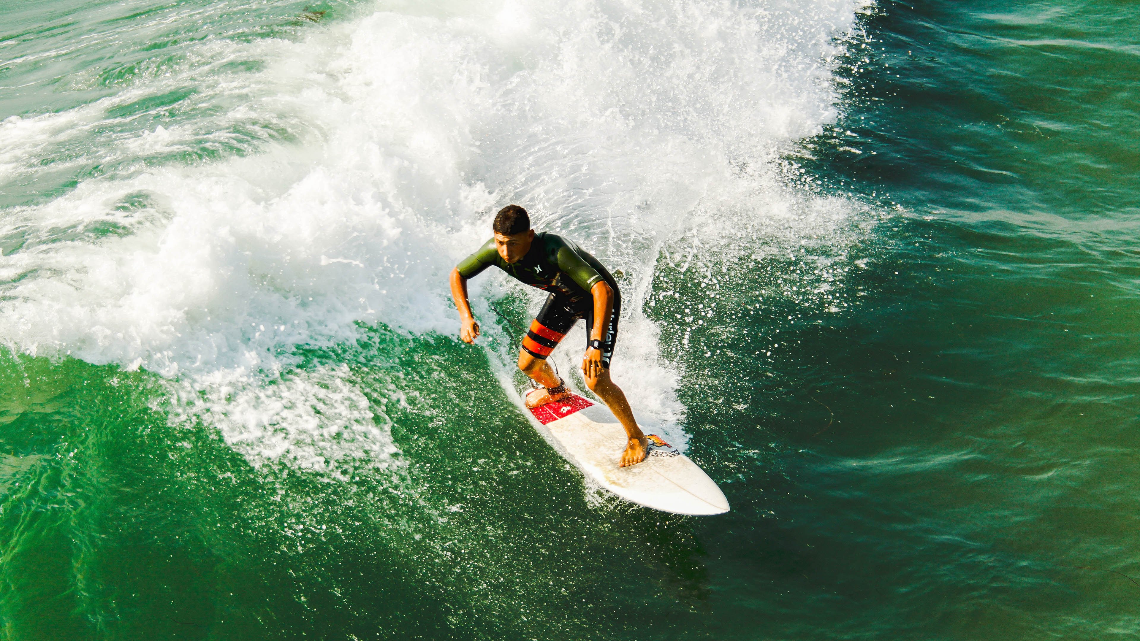 马克西逆境爆发显神威,凯尔特人稳扎稳打轻取辽宁队,团队协作再证实力