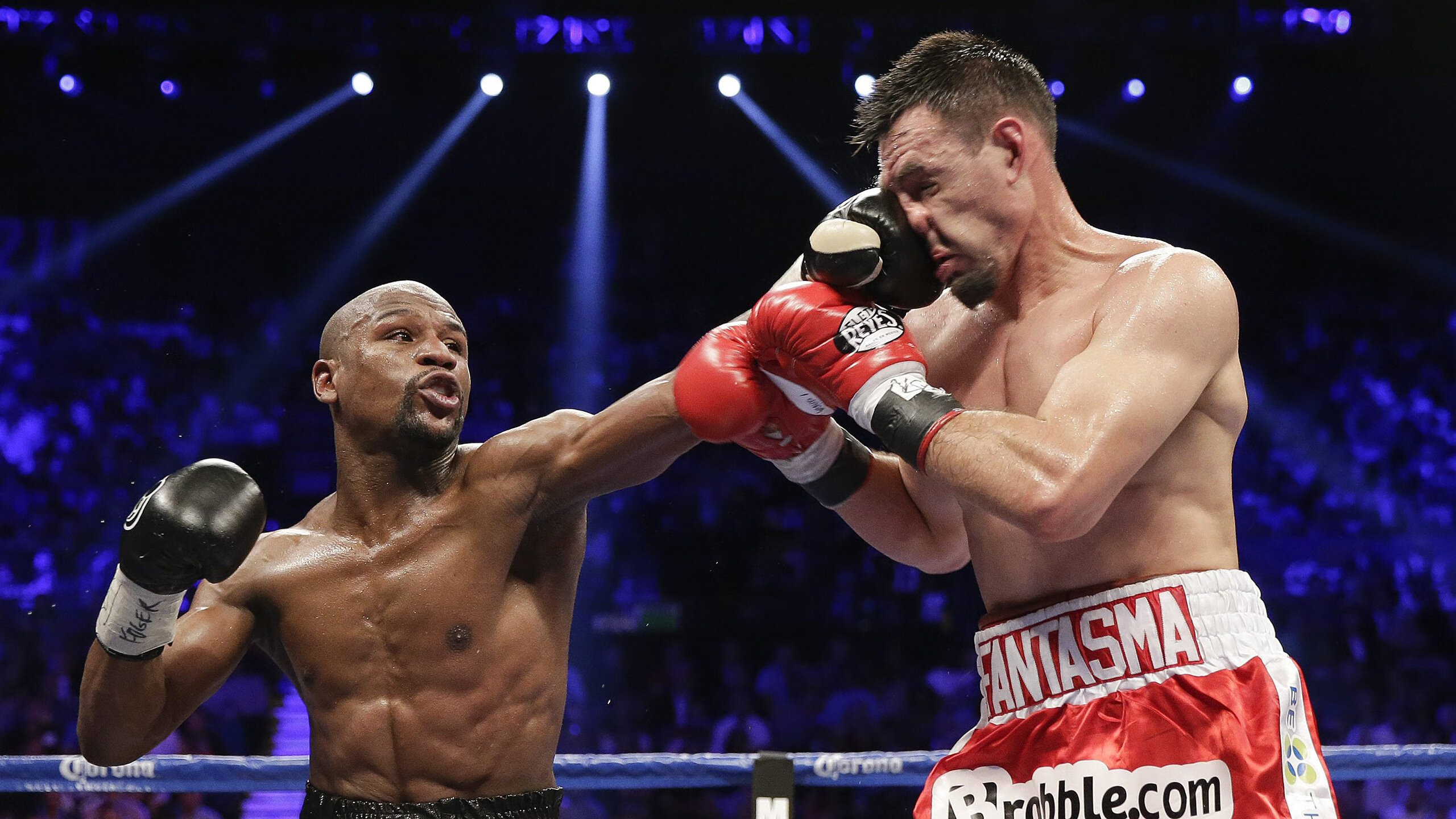 尼斯生死战力克爱尔兰,维尼修斯闪耀全场成关键先生,绝境逢生!