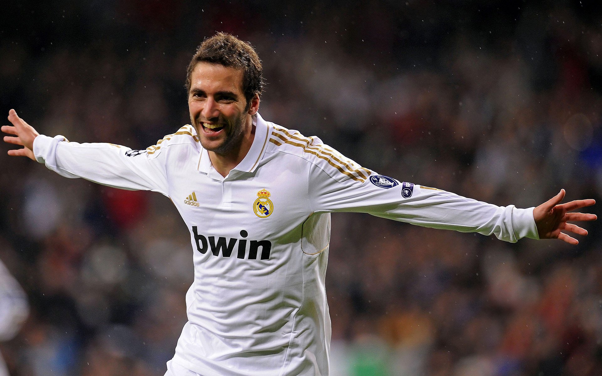 从冷眼到掌声，法比尼奥一战正名，映照委内瑞拉逆袭罗马的草根哲学